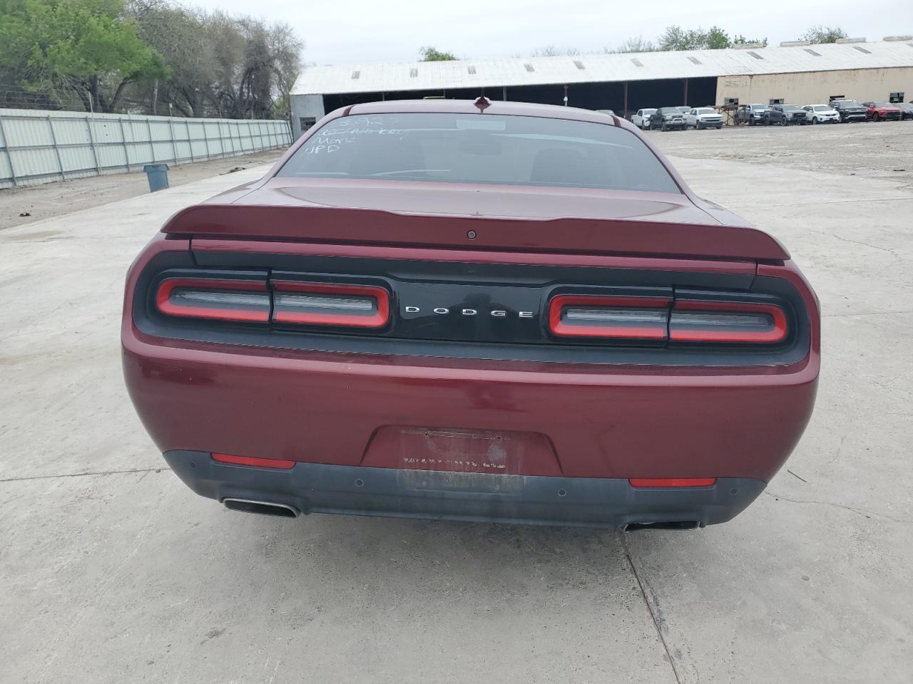 2017 Dodge Challenger Sxt - zdjęcie 6