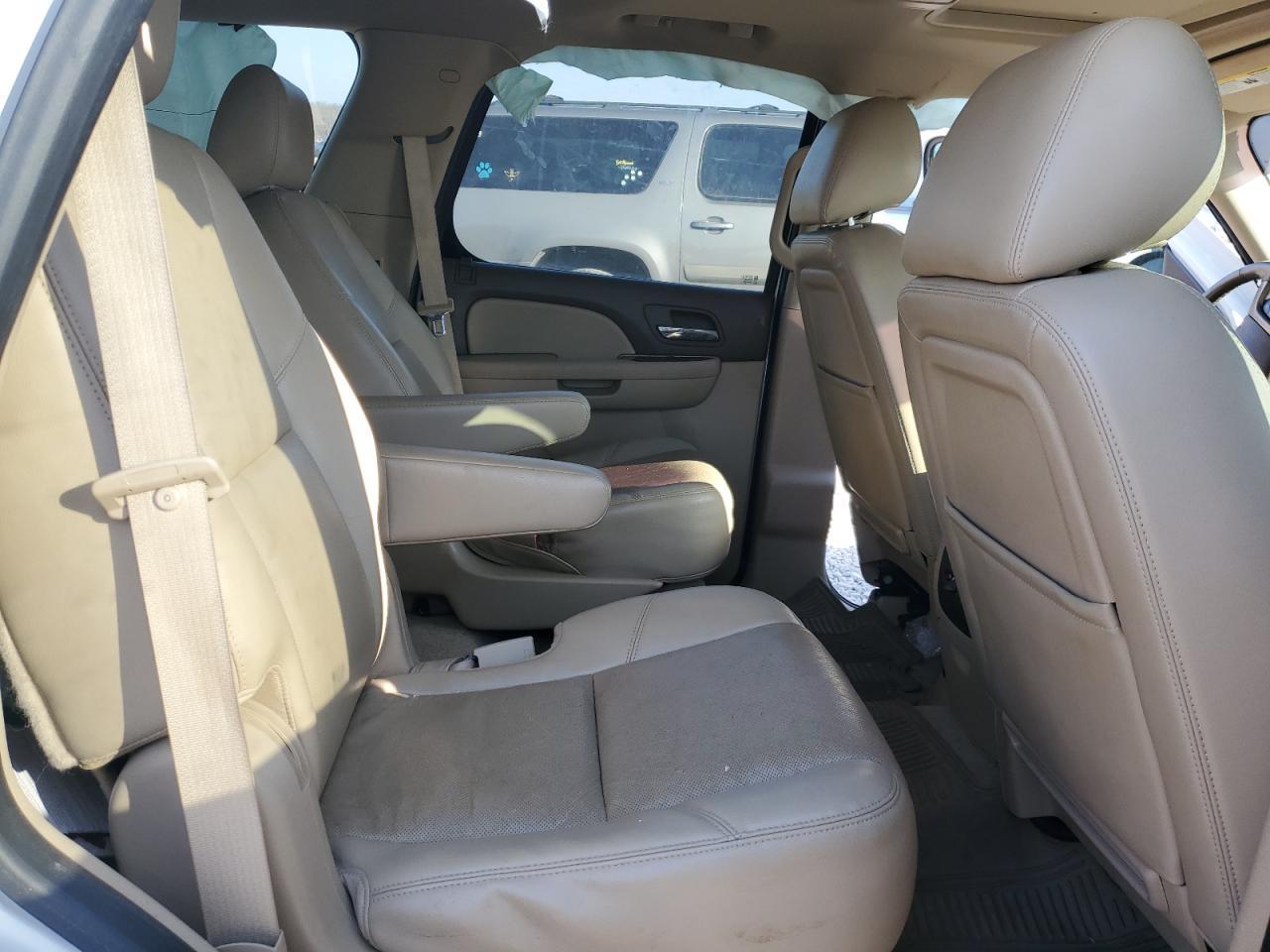 2013 Chevrolet Tahoe K1500 Ltz - zdjęcie 11