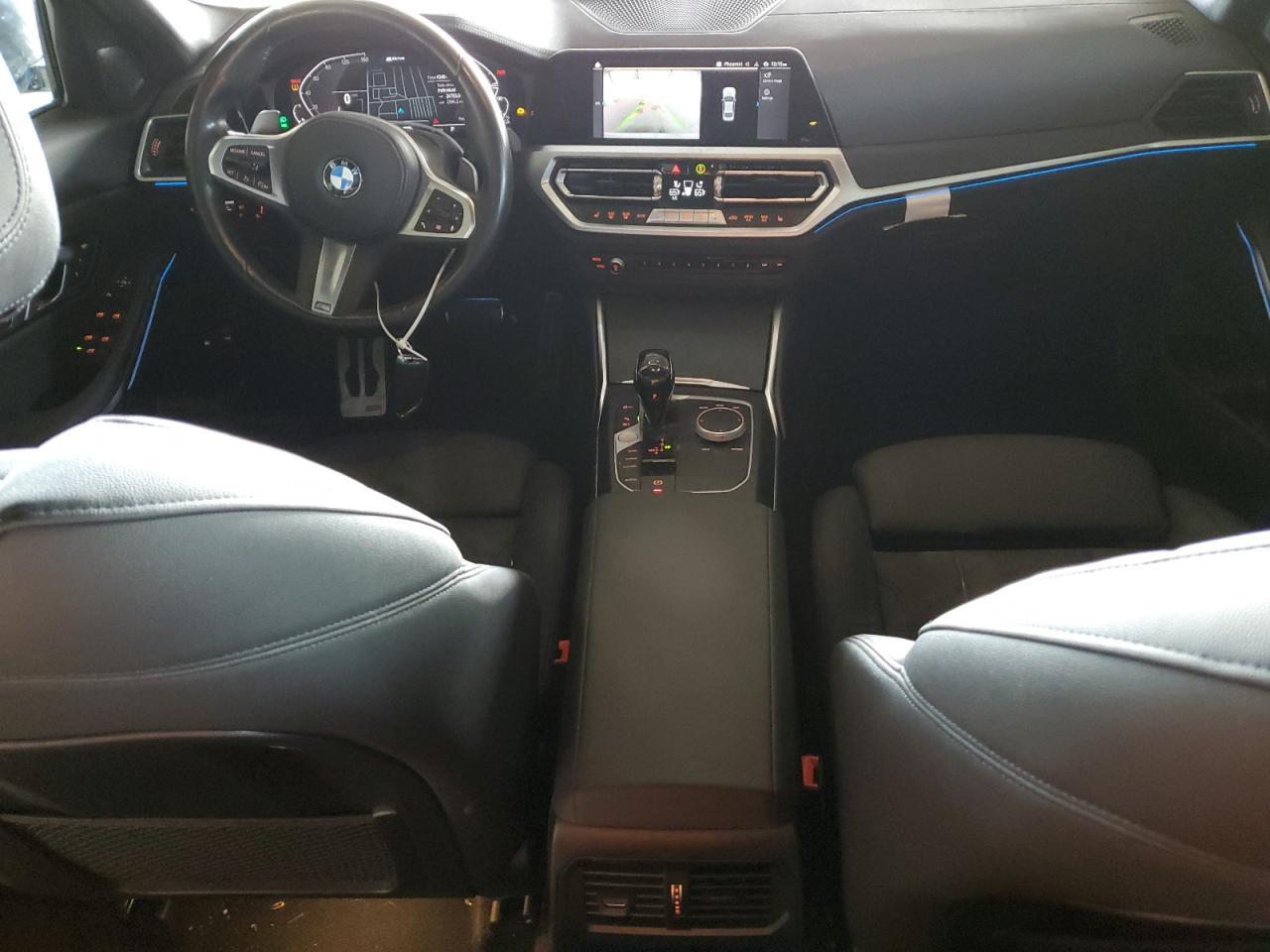 2021 BMW 330E - zdjęcie 8