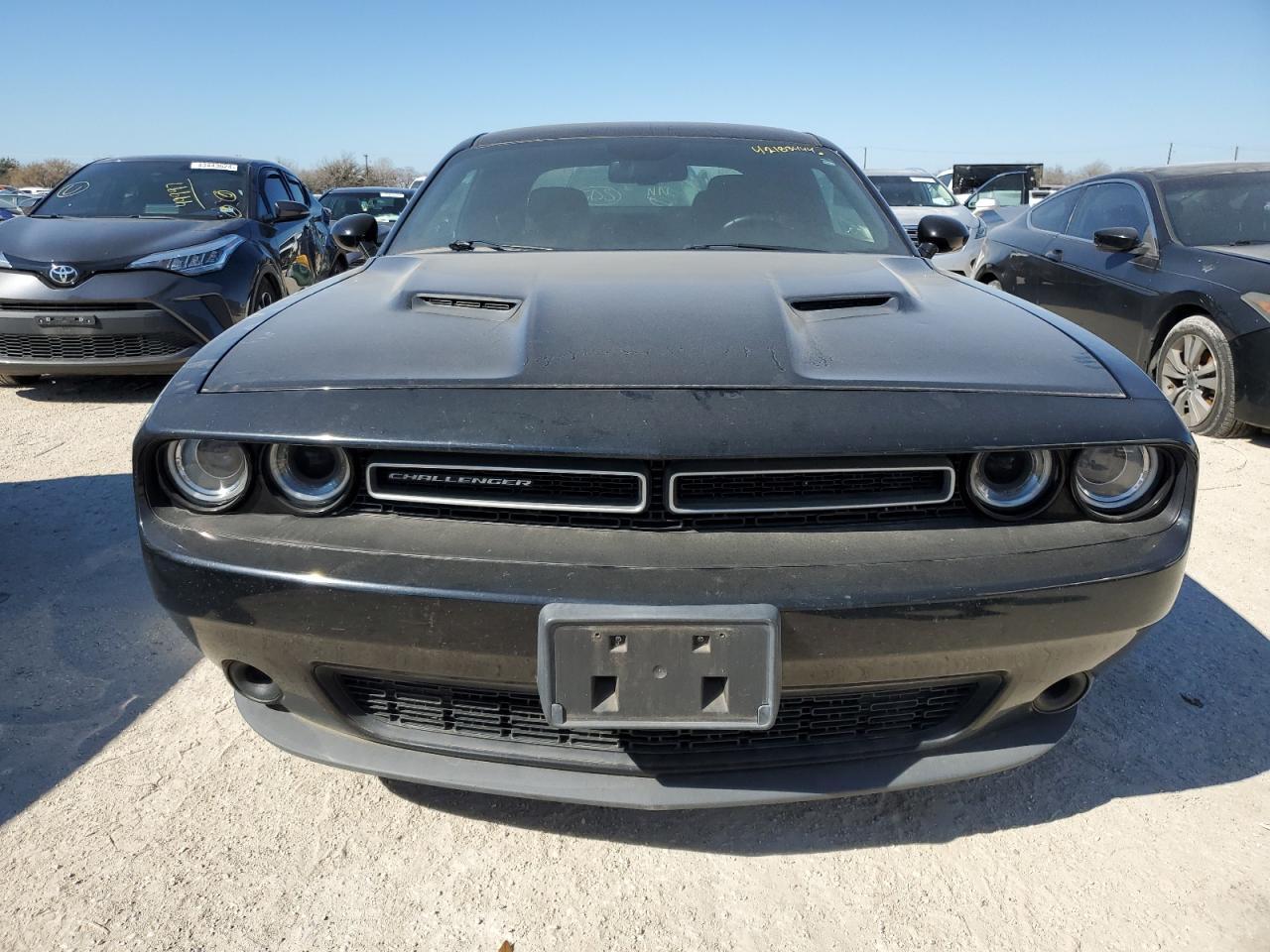 2015 Dodge Challenger Sxt - zdjęcie 5