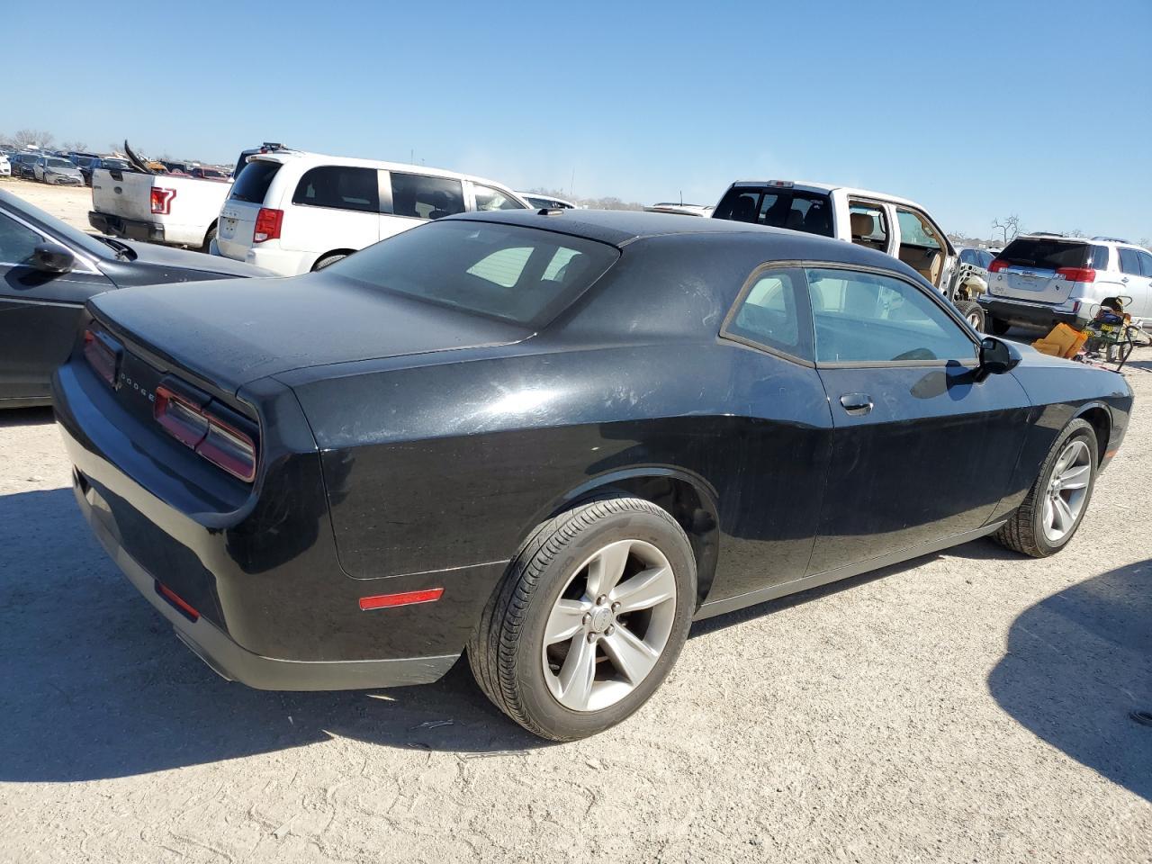 2015 Dodge Challenger Sxt - zdjęcie 3