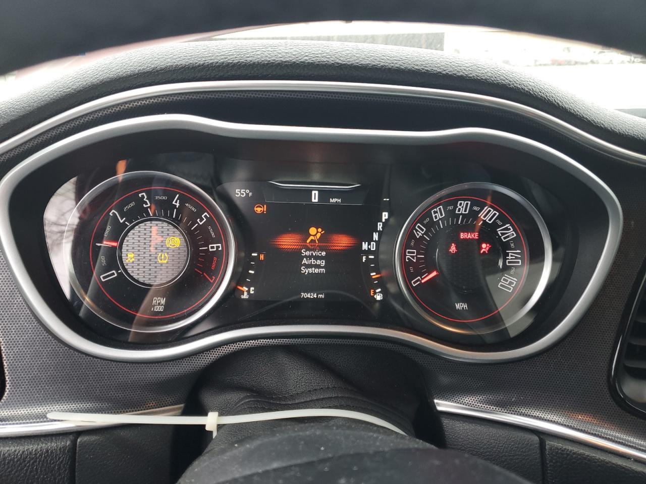 2017 Dodge Challenger Sxt - zdjęcie 9