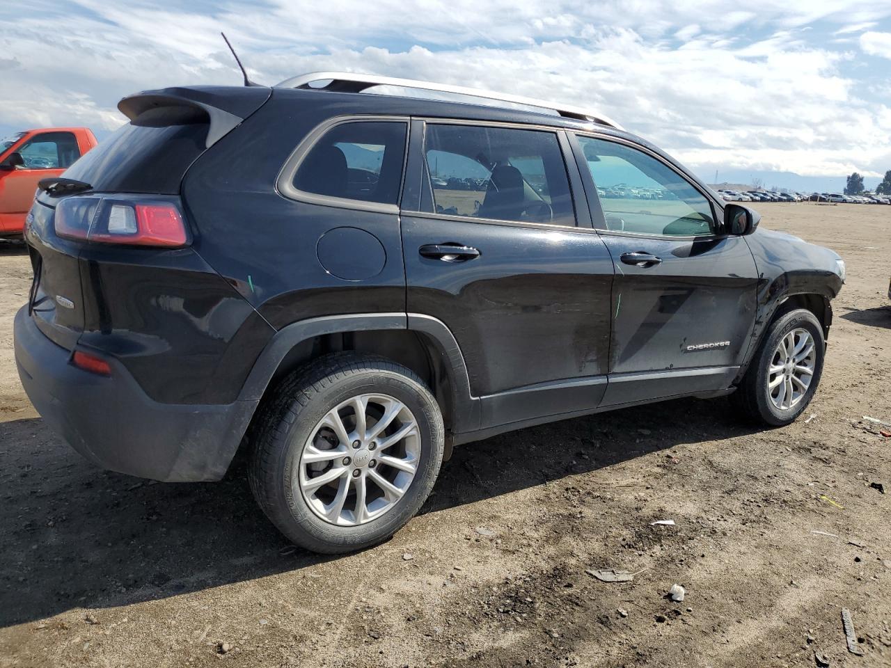 2020 Jeep Cherokee Latitude - zdjęcie 3