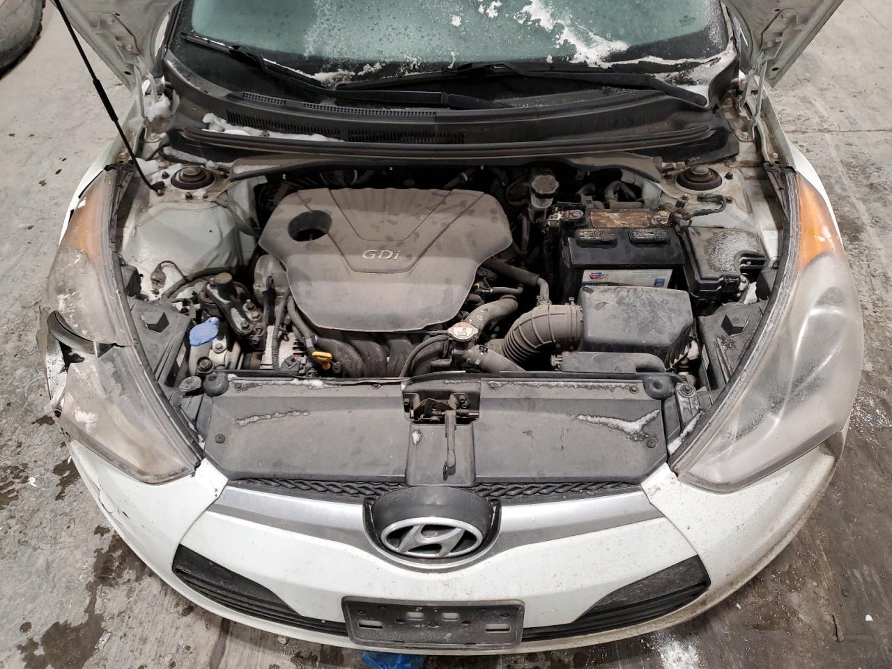 2013 Hyundai Veloster - zdjęcie 11