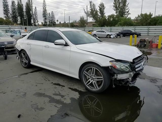 2017 Mercedes-Benz E 300 - zdjęcie 11