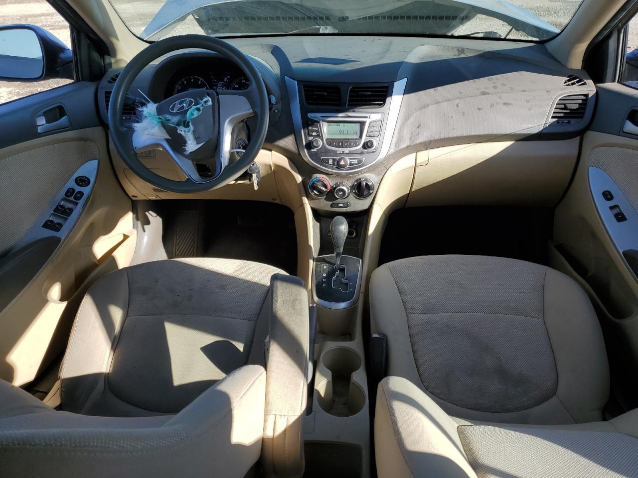 2013 Hyundai Accent Gls - zdjęcie 8
