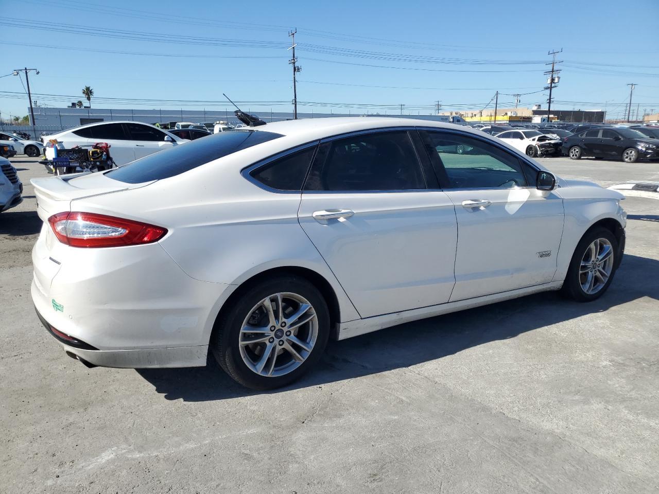 2015 Ford Fusion Titanium Phev - zdjęcie 3