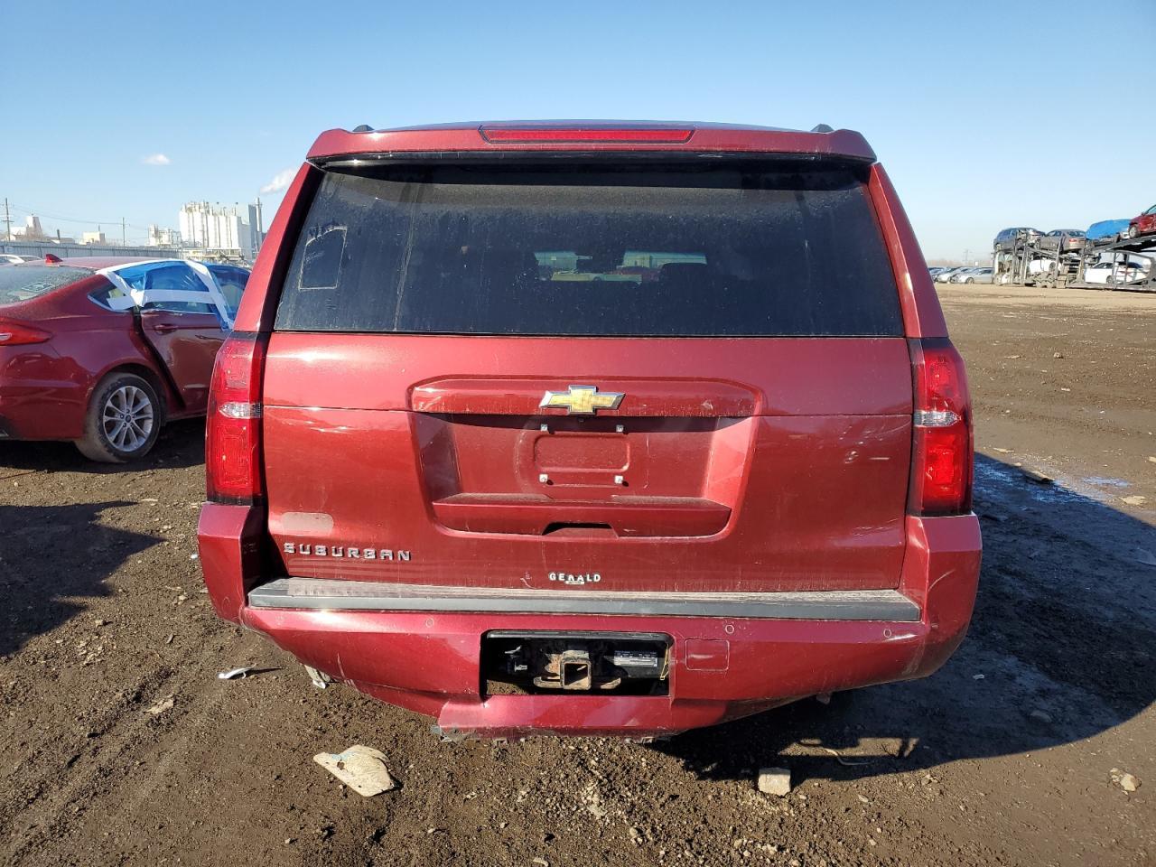 2016 Chevrolet Suburban K1500 Lt - zdjęcie 6