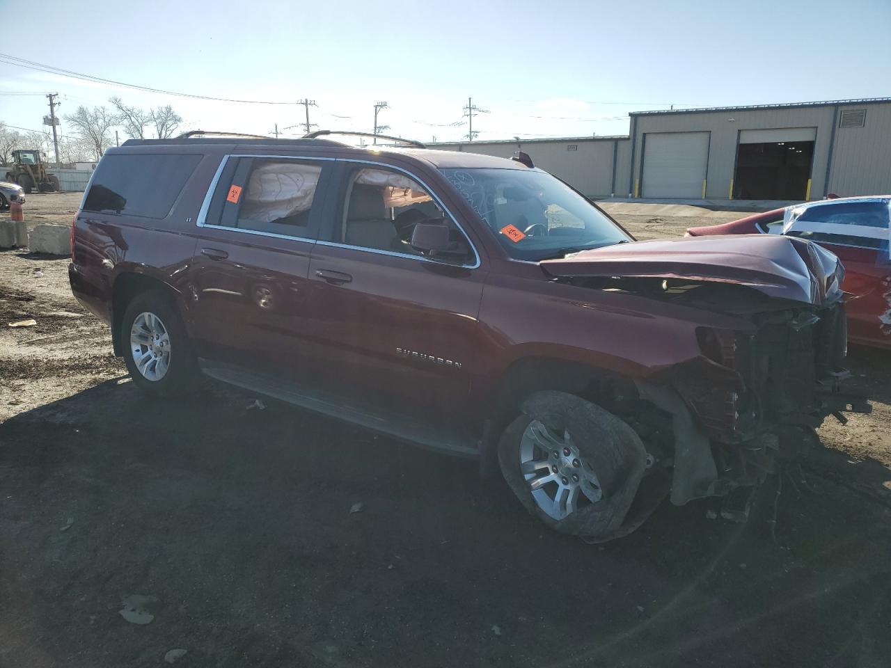 2016 Chevrolet Suburban K1500 Lt - zdjęcie 4