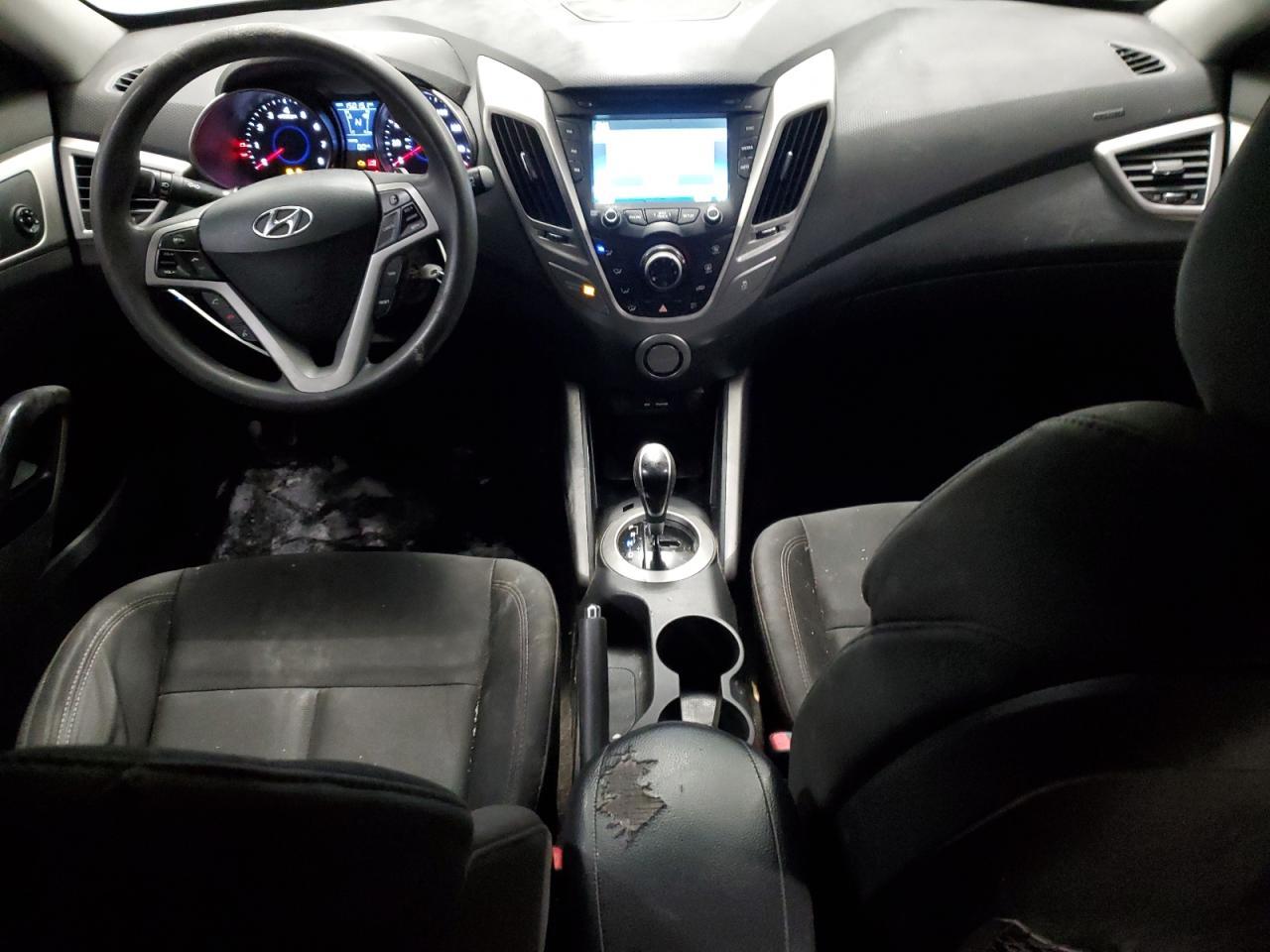 2013 Hyundai Veloster - zdjęcie 8