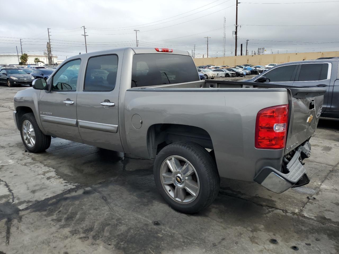 2013 Chevrolet Silverado C1500 Lt - zdjęcie 2
