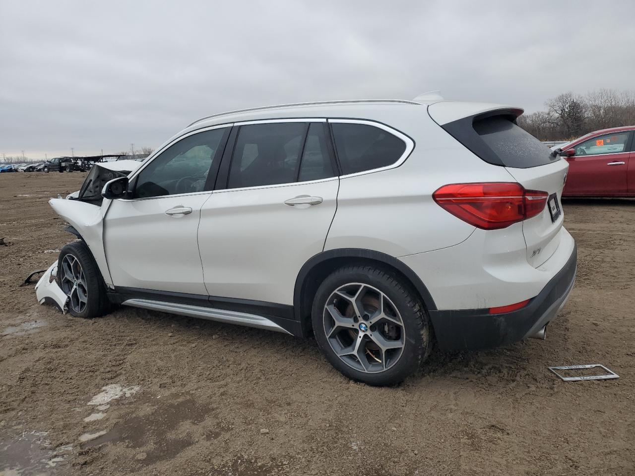 2018 BMW X1 xDrive28I - zdjęcie 2