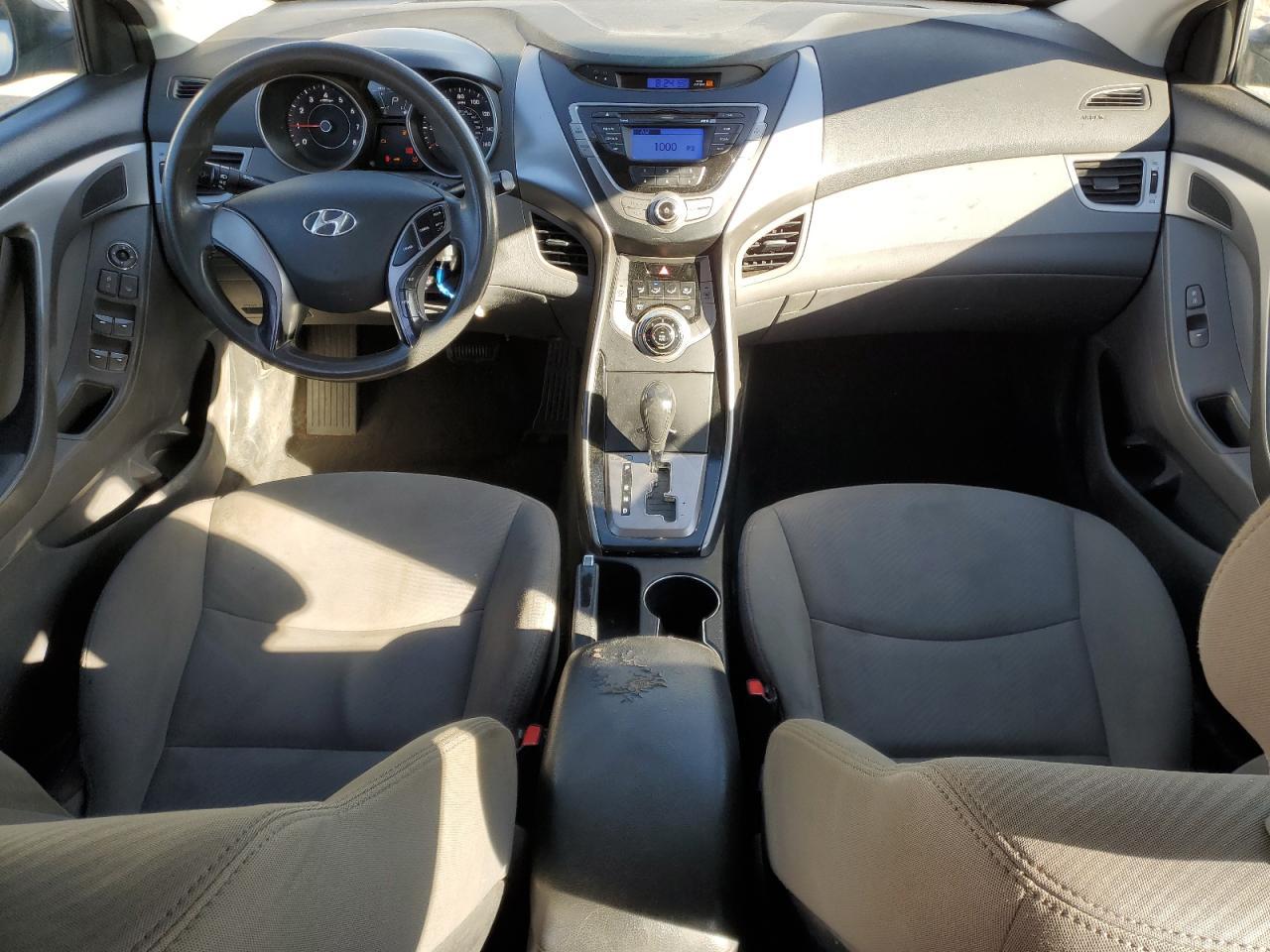 2013 Hyundai Elantra Gls - zdjęcie 8