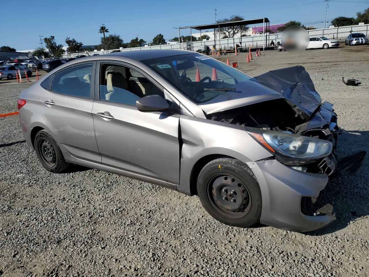 2013 Hyundai Accent Gls - zdjęcie 4