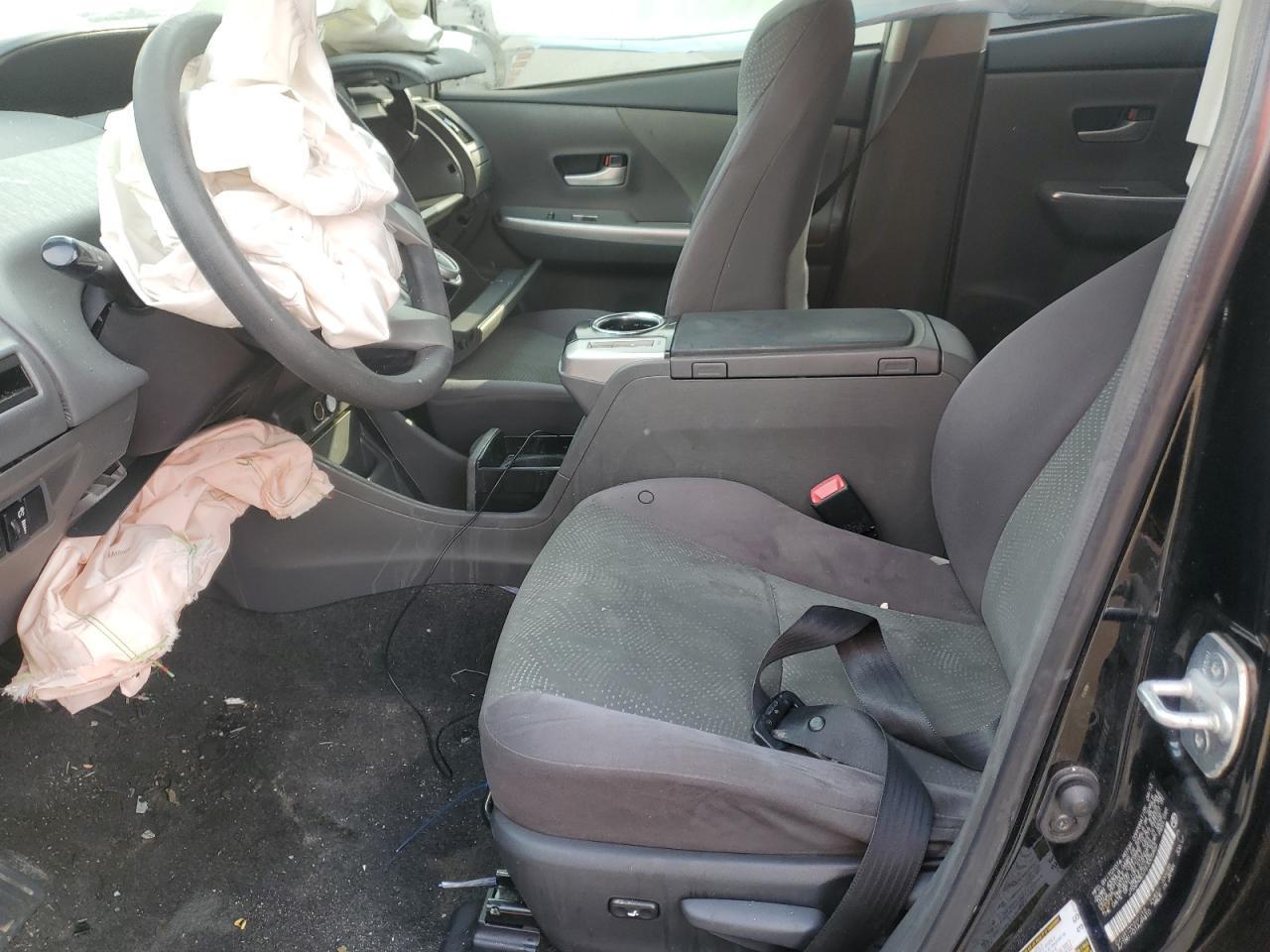 2014 Toyota Prius V - zdjęcie 7