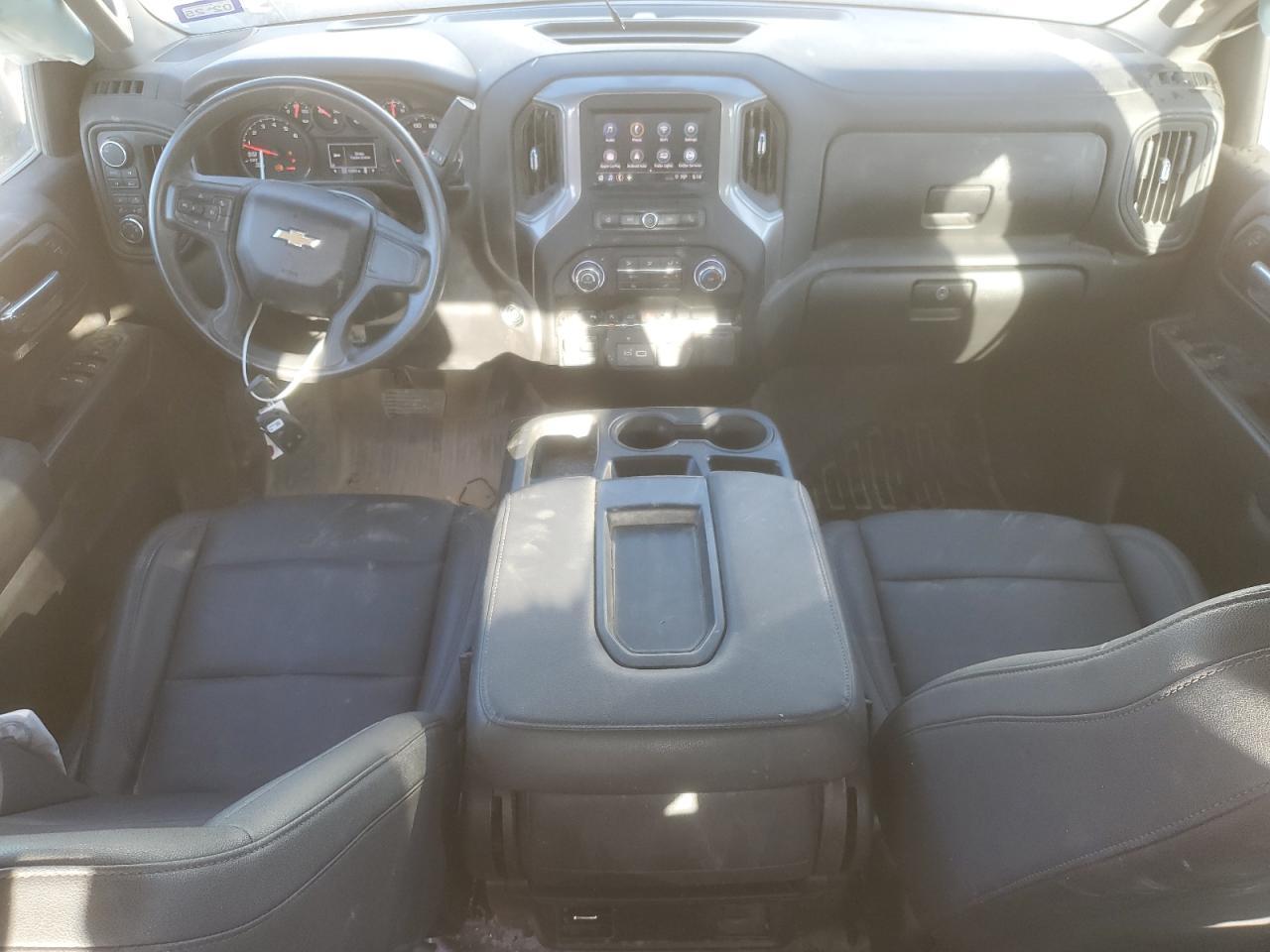 2025 Chevrolet Silverado K1500 - zdjęcie 8