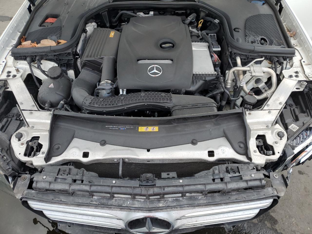 2017 Mercedes-Benz E 300 - zdjęcie 12