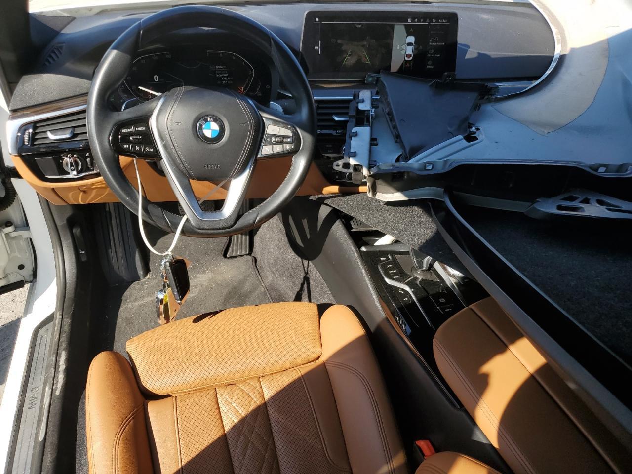 2021 BMW 530 I - zdjęcie 8