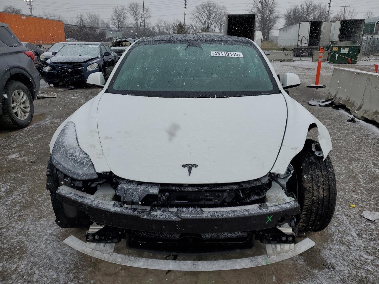 2021 Tesla Model 3 - zdjęcie 5
