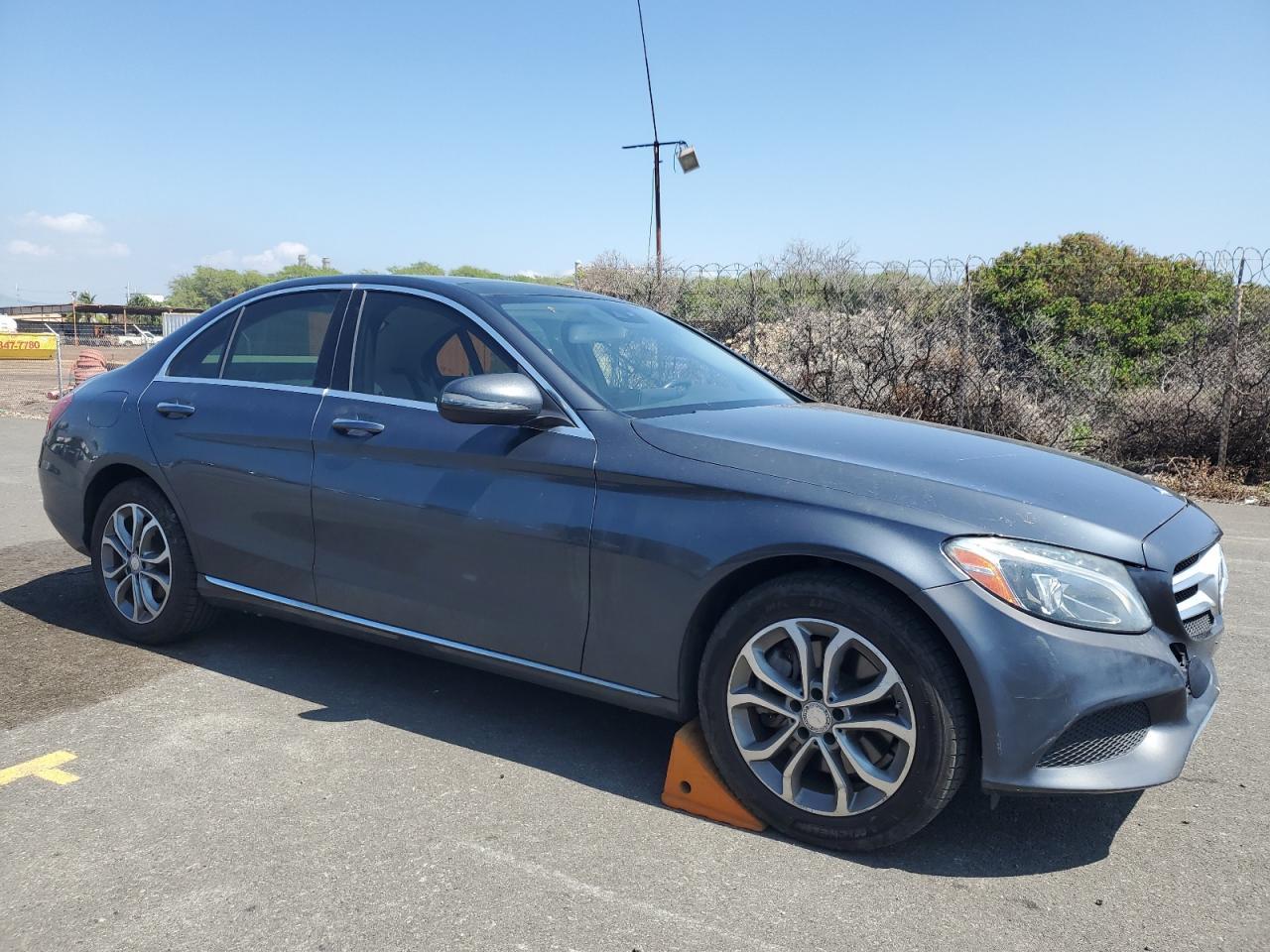 2016 Mercedes-Benz C 300 4Matic - zdjęcie 4