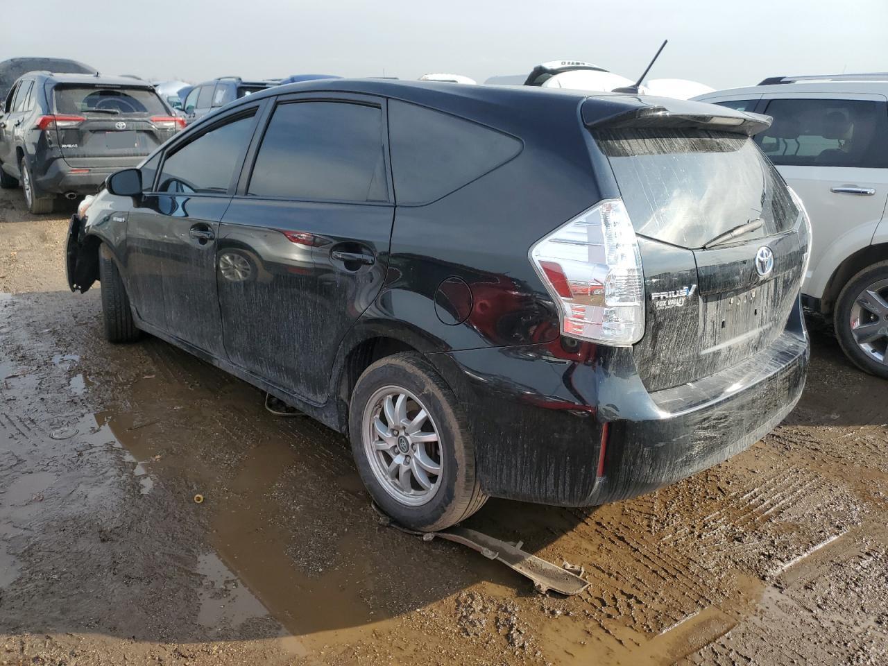 2014 Toyota Prius V - zdjęcie 2