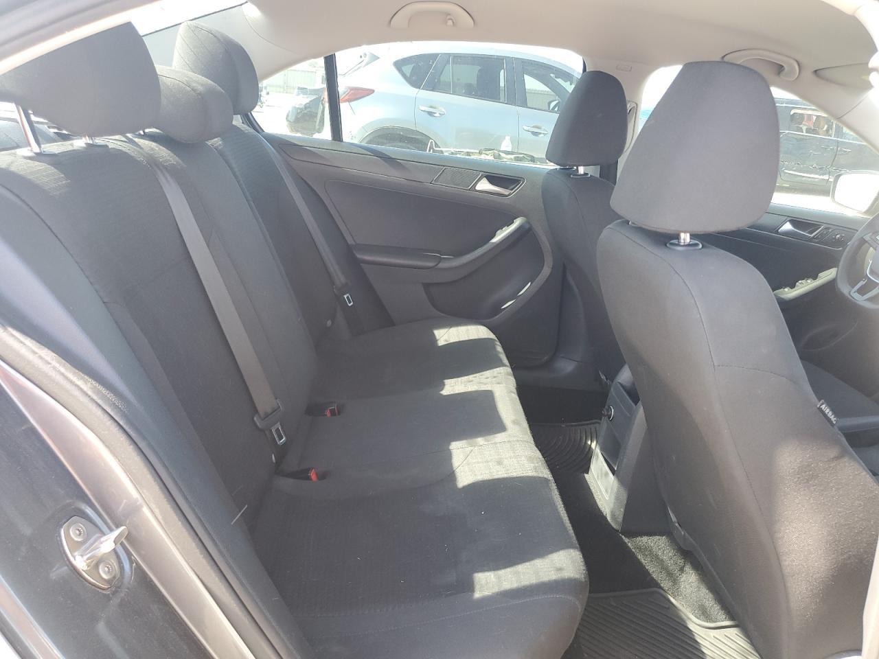 2015 Volkswagen Jetta Base - zdjęcie 10