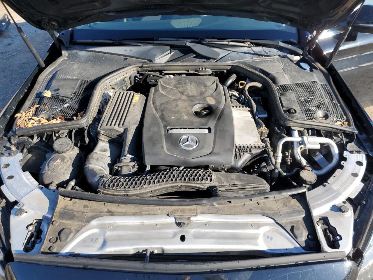 2018 Mercedes-Benz C 300 - zdjęcie 11