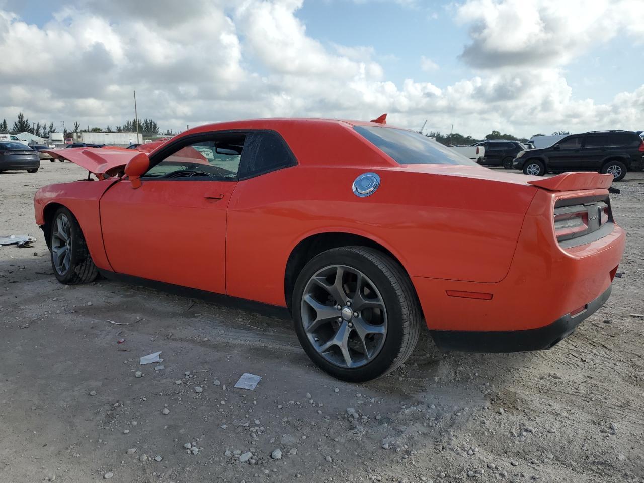 2016 Dodge Challenger Sxt - zdjęcie 2