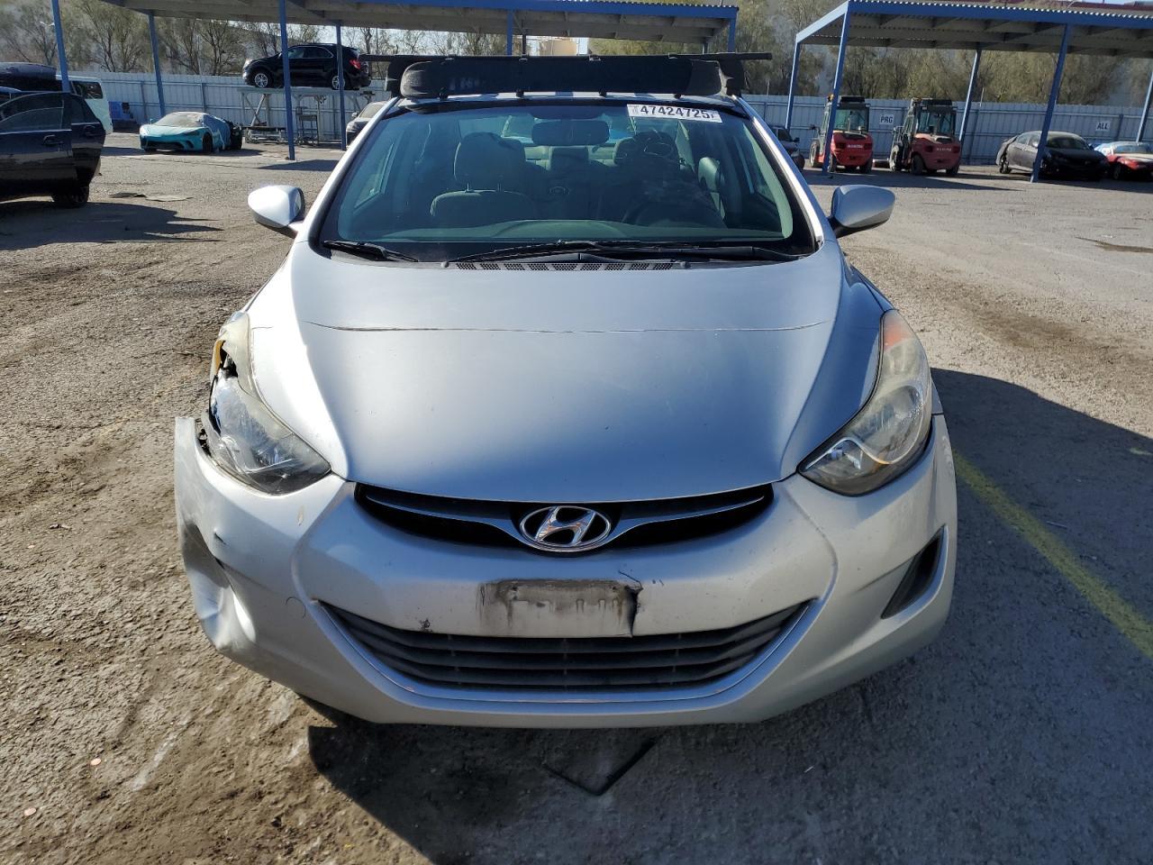 2013 Hyundai Elantra Gls - zdjęcie 5