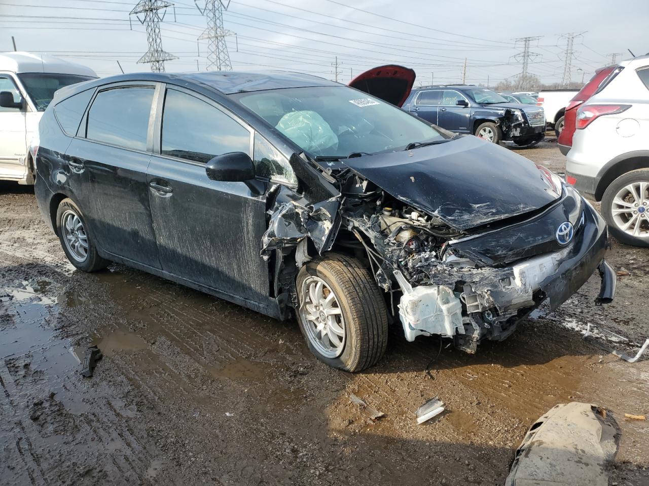 2014 Toyota Prius V - zdjęcie 4