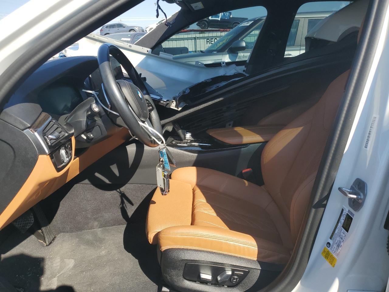 2021 BMW 530 I - zdjęcie 7