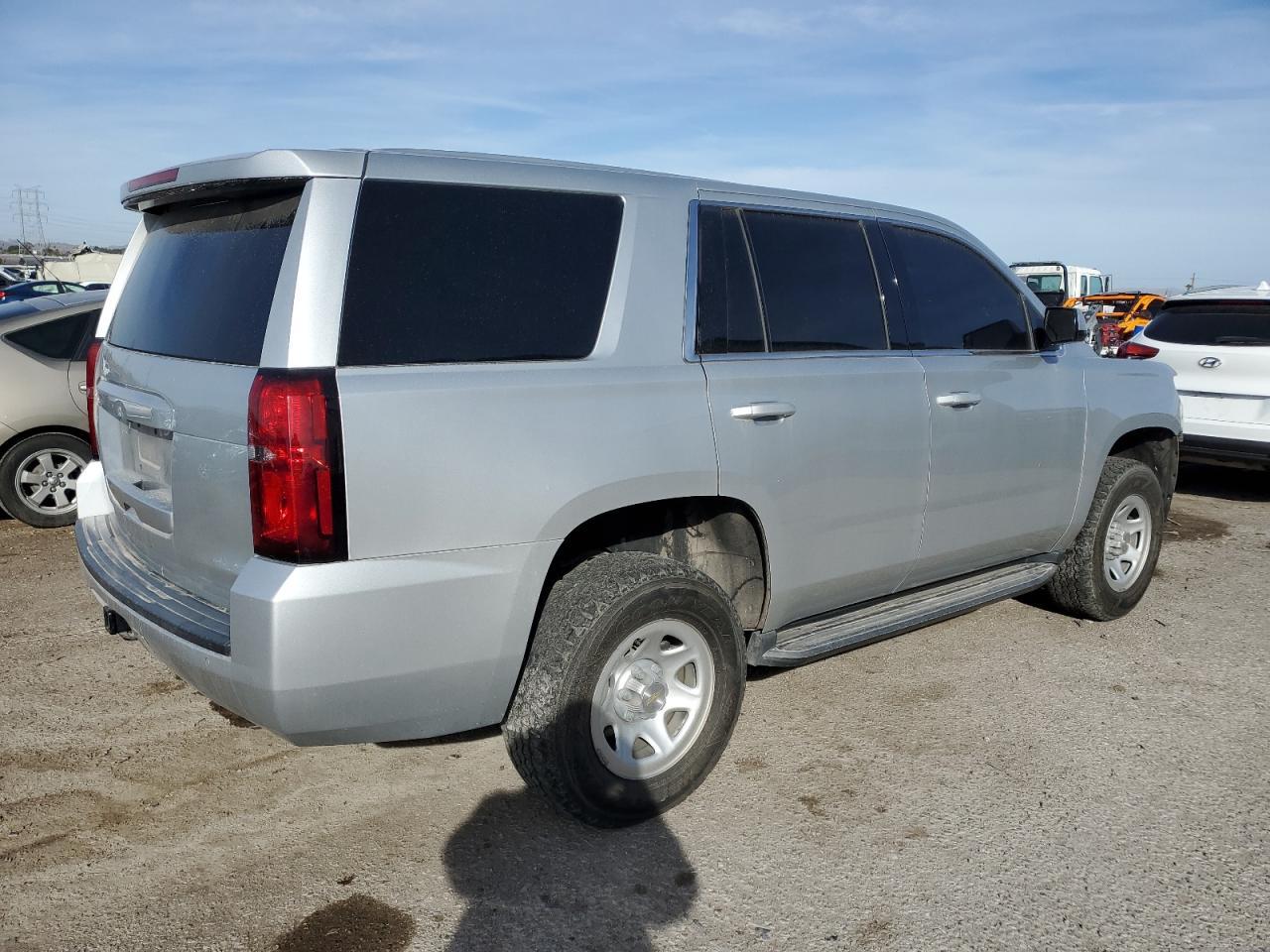 2020 Chevrolet Tahoe Special - zdjęcie 3
