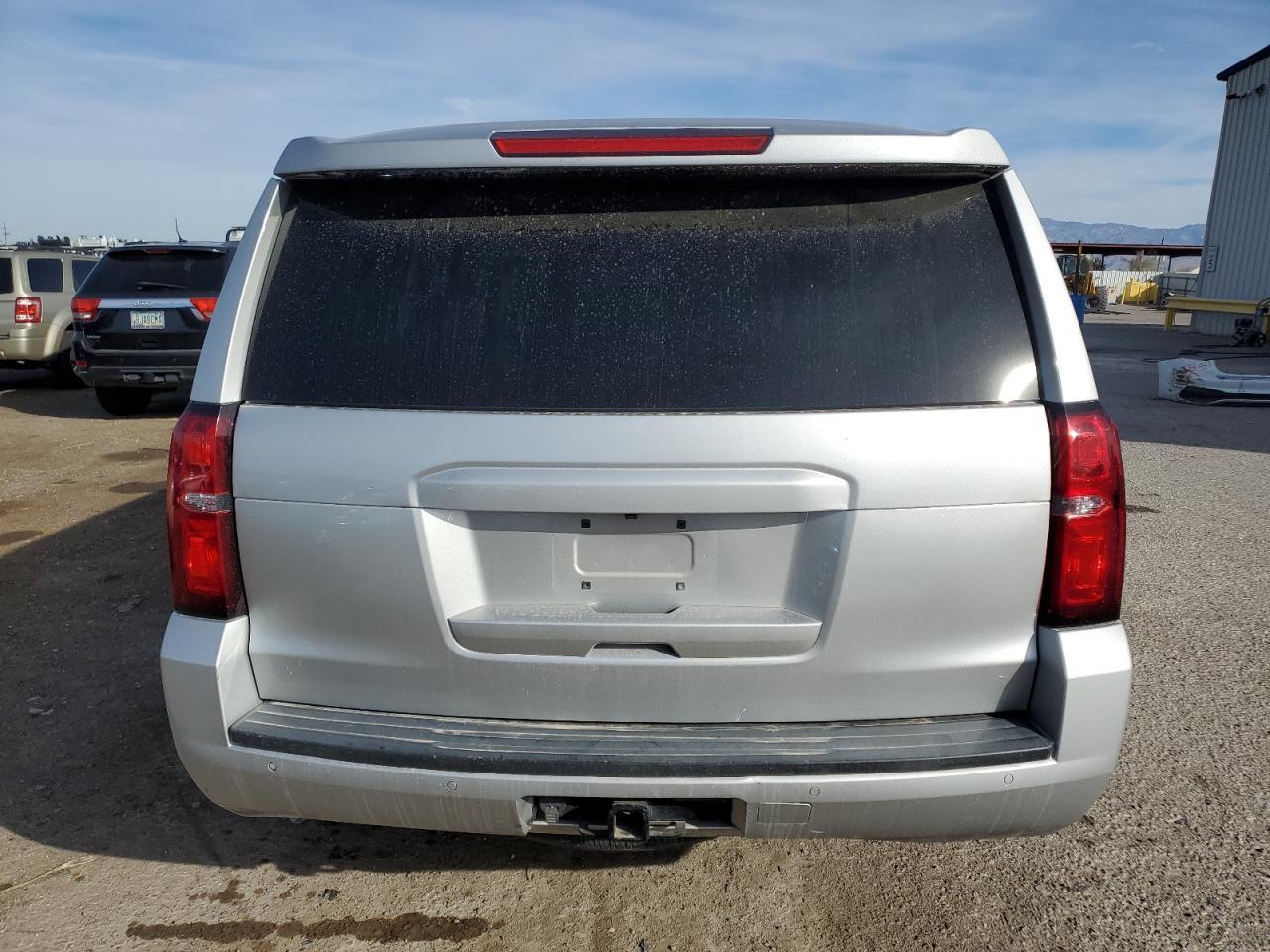2020 Chevrolet Tahoe Special - zdjęcie 6