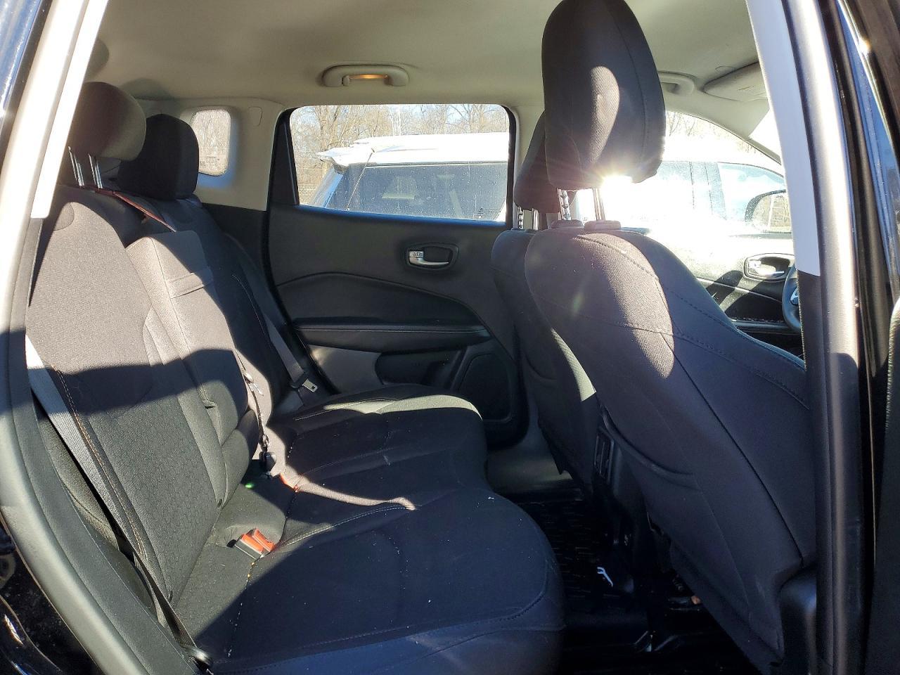 2020 Jeep Compass Sport - zdjęcie 10