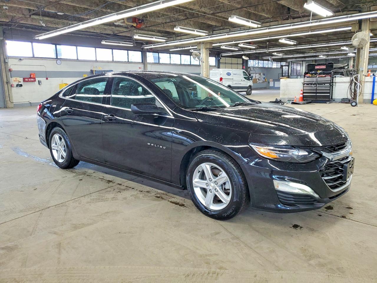 2023 Chevrolet Malibu Lt - zdjęcie 4