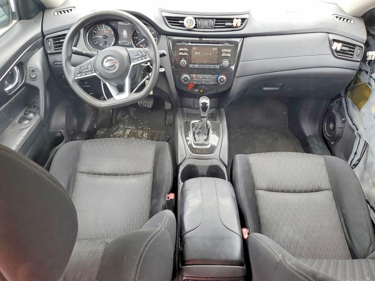 2017 Nissan Rogue S - zdjęcie 8