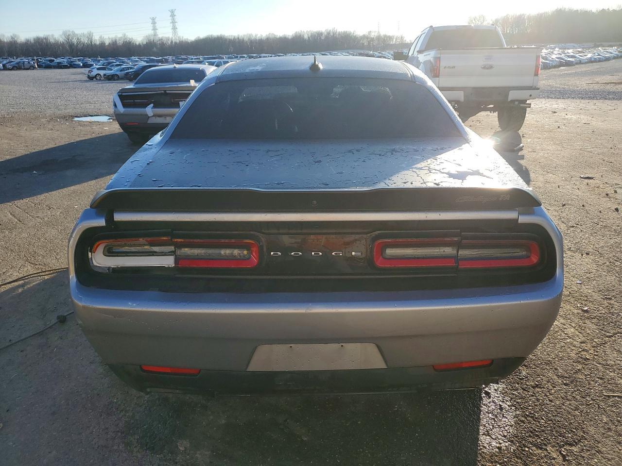 2017 Dodge Challenger R - zdjęcie 6