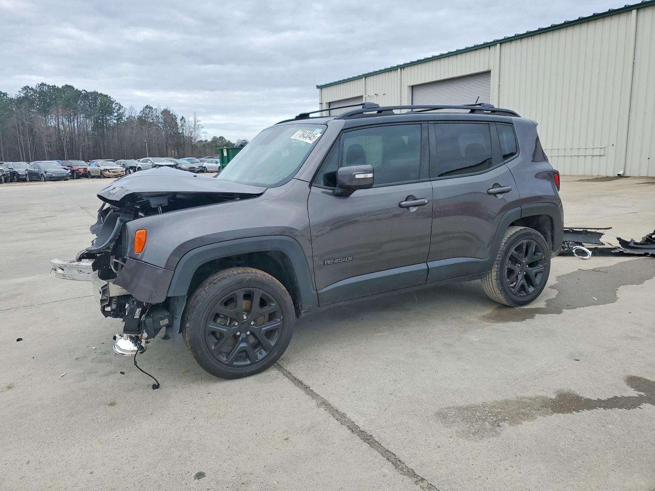 2016 Jeep Renegade Latitude - zdjęcie główne