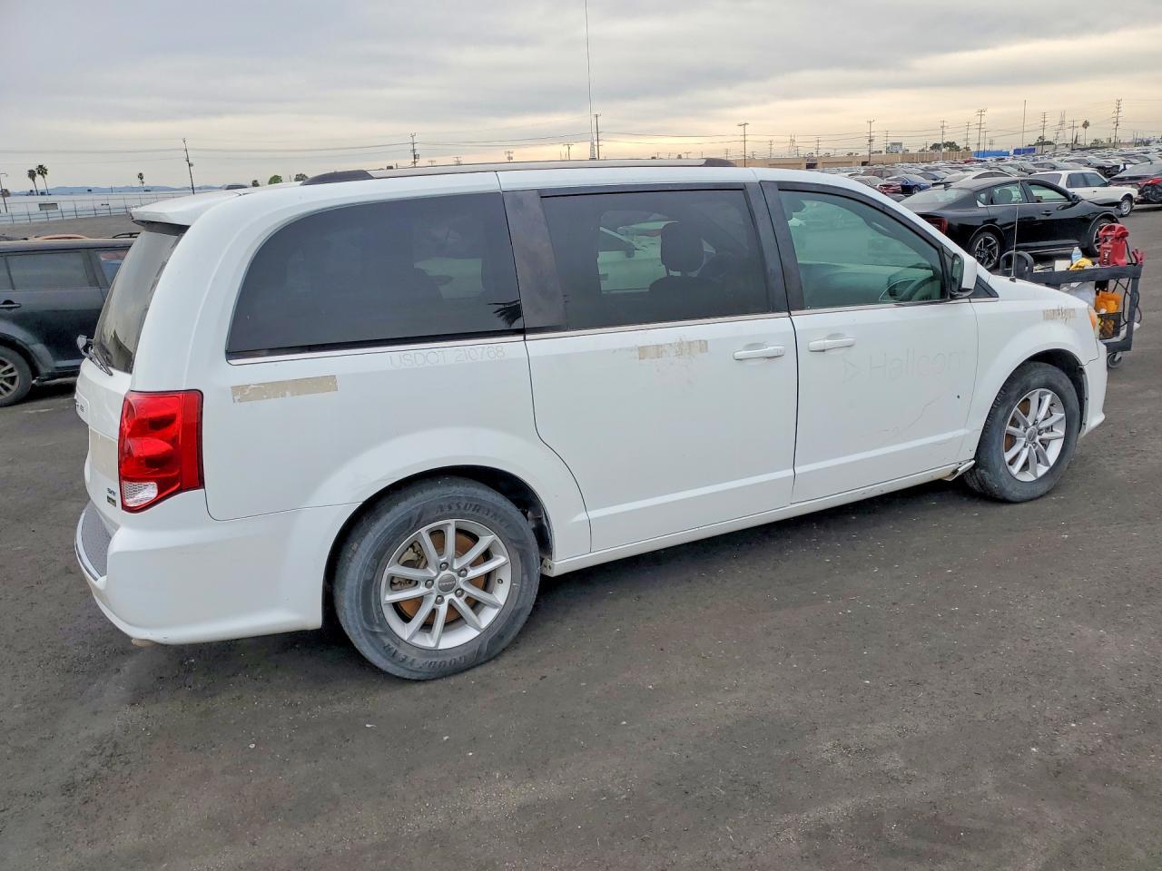 2019 Dodge Grand Caravan Sxt - zdjęcie 3
