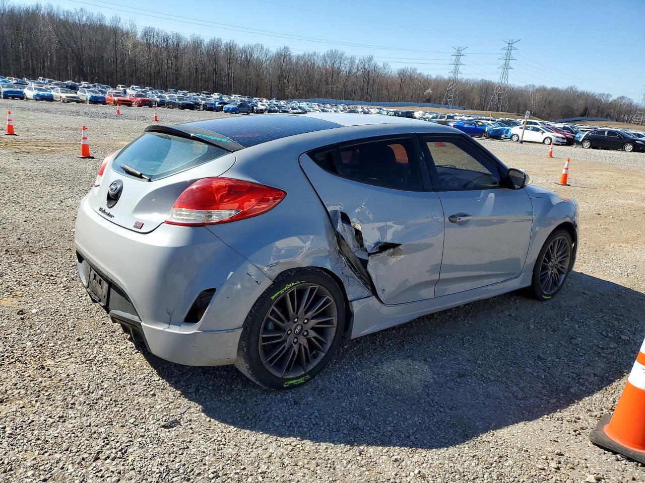 2013 Hyundai Veloster - zdjęcie 3