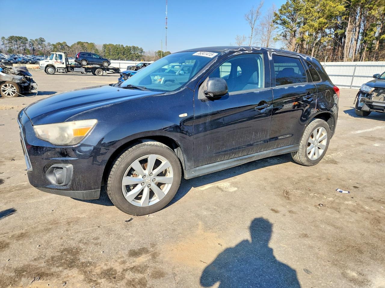 2014 Mitsubishi Outlander Sport Es - zdjęcie główne