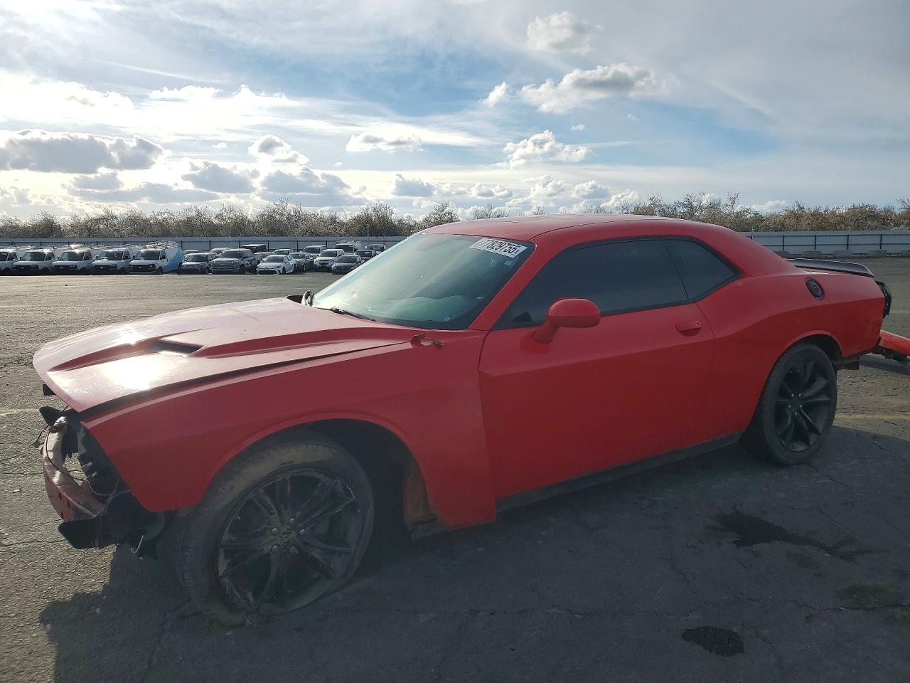 2016 Dodge Challenger Sxt - zdjęcie główne