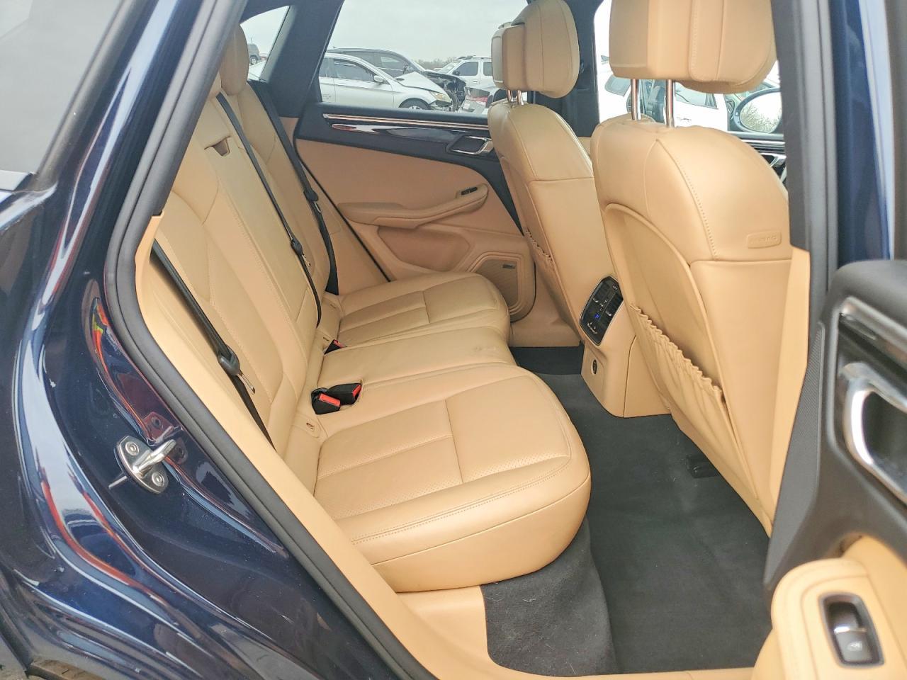 2018 Porsche Macan - zdjęcie 11