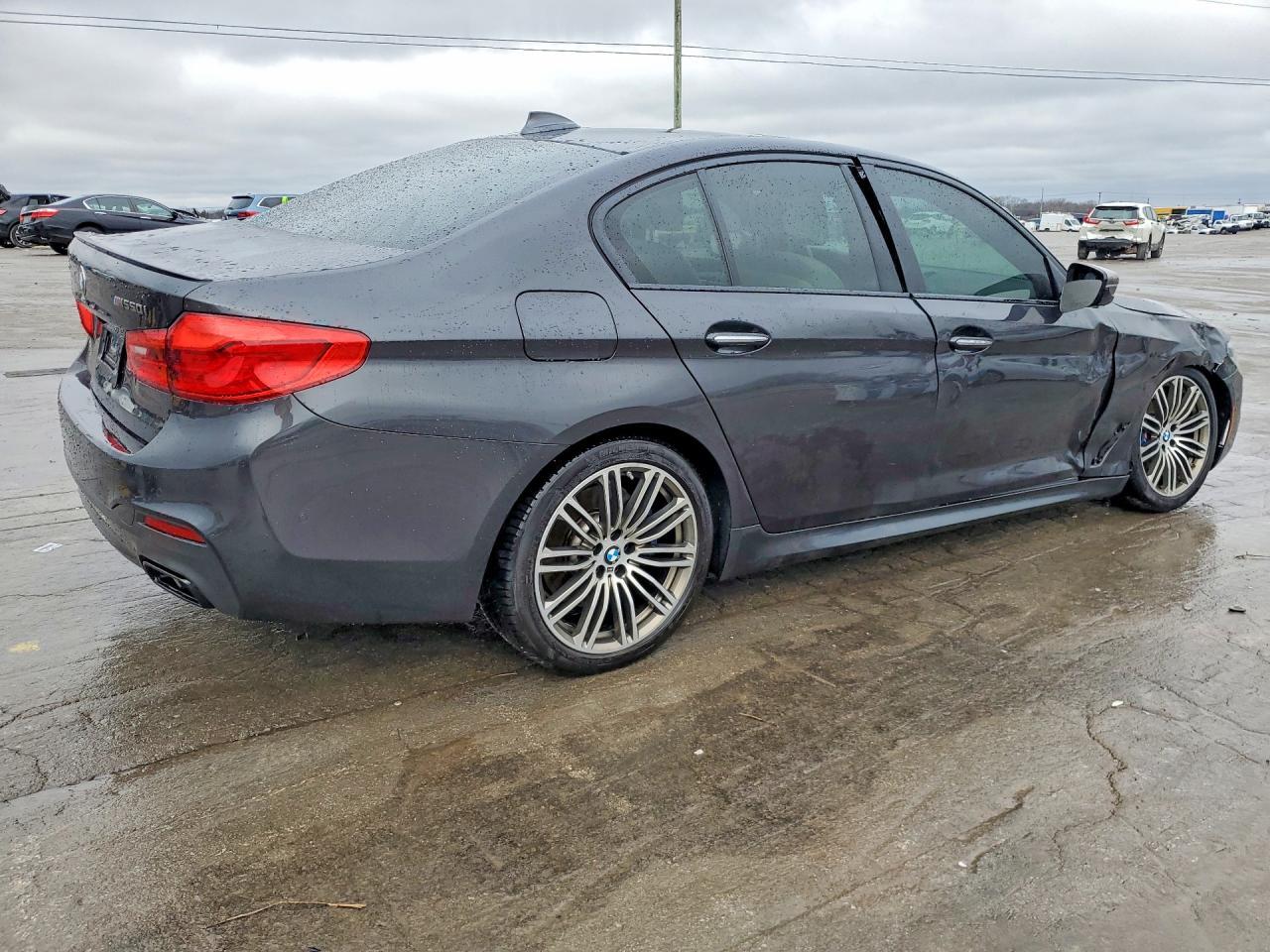 2018 BMW M550Xi - zdjęcie 3