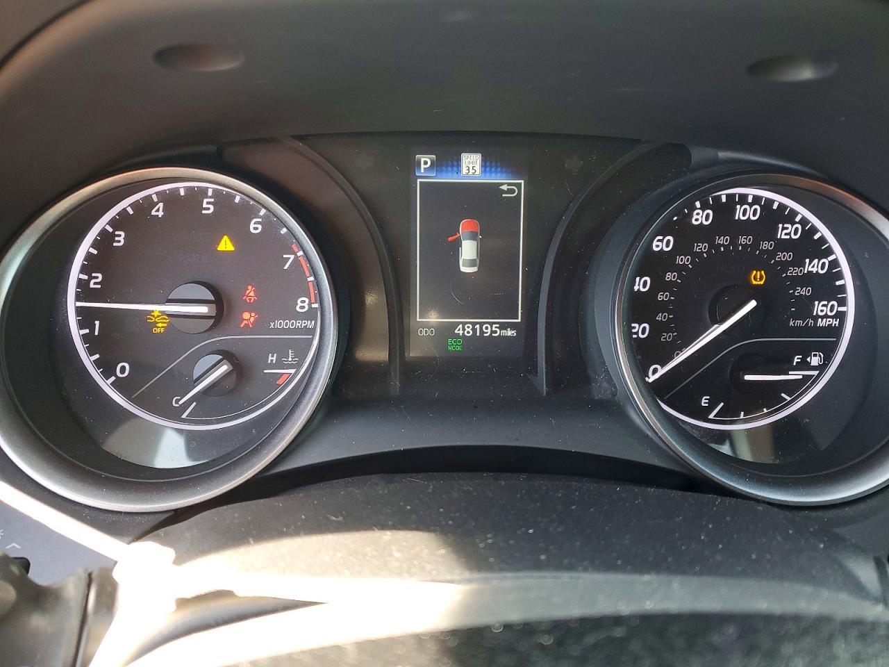 2024 Toyota Camry Se - zdjęcie 9