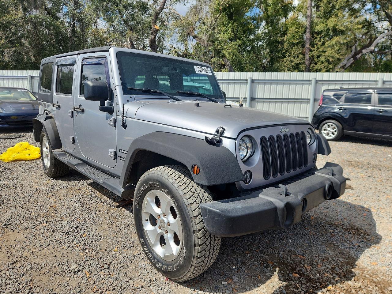 2014 Jeep Wrangler Unlimited Sport - zdjęcie 4