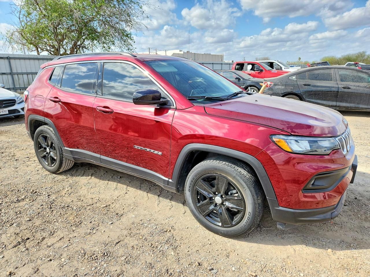 2022 Jeep Compass Latitude - zdjęcie 4