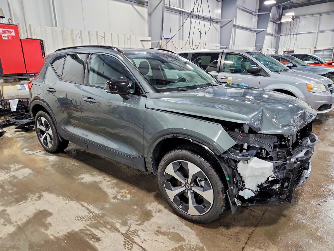 2026 Volvo Xc40 Plus - zdjęcie 4