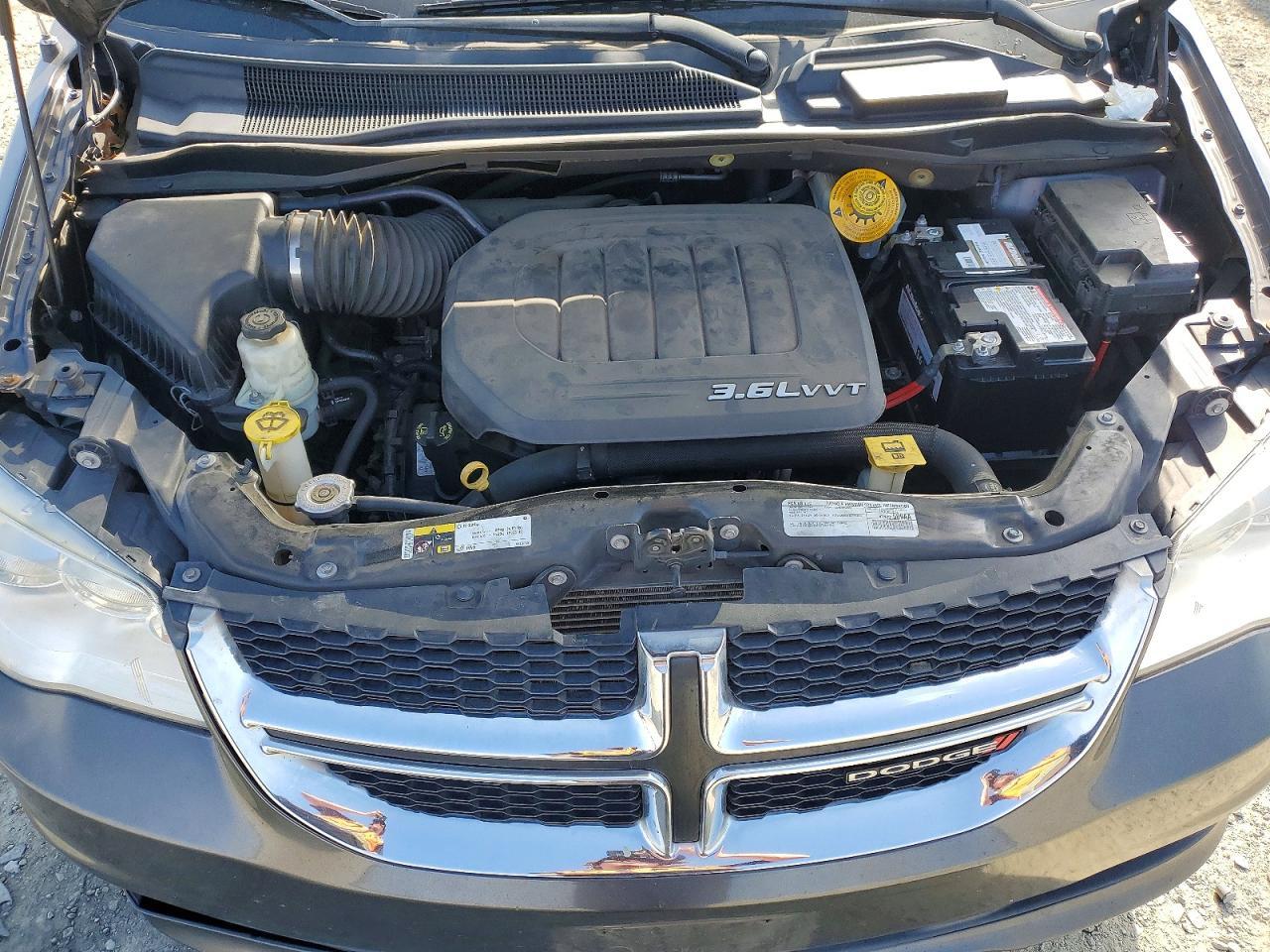 2016 Dodge Grand Caravan Se - zdjęcie 12