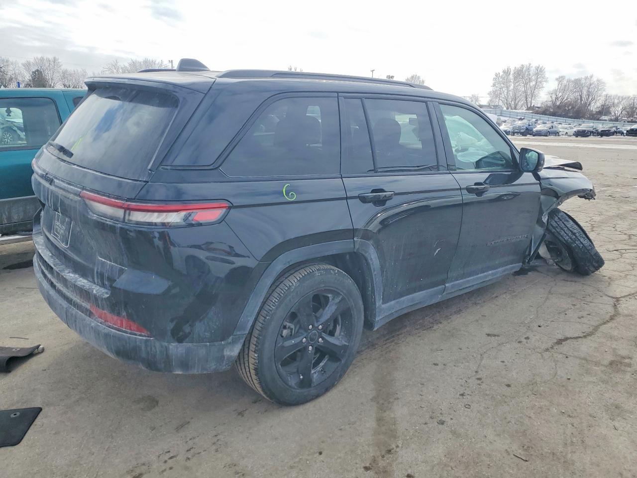 2025 Jeep Grand Cherokee Laredo - zdjęcie 3